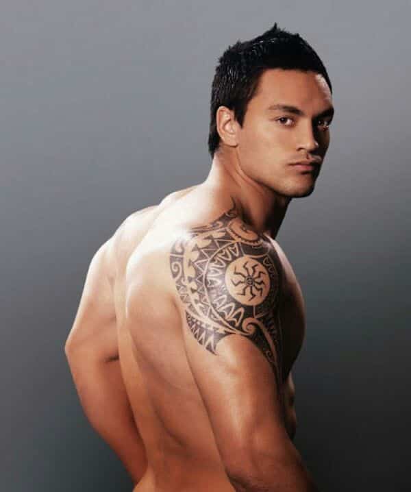 Shoulder Tattoos For Men - Designs on Shoulder for Guys