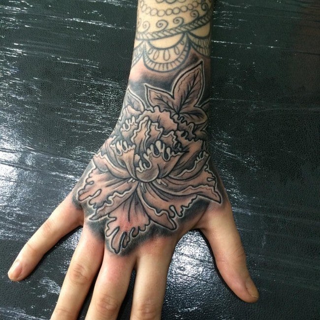 hand-tattoos-20