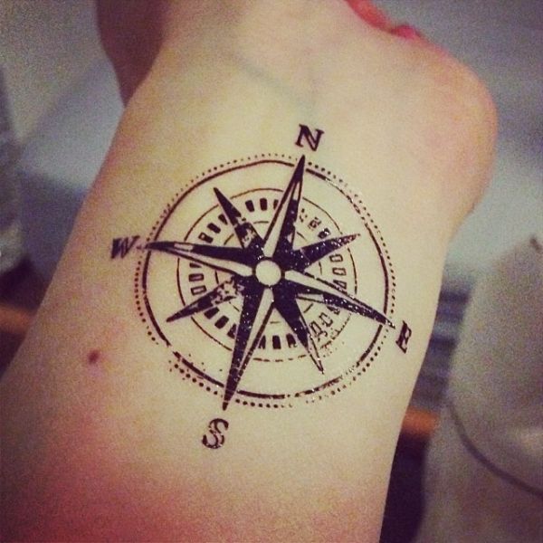 compass-tattoos-10