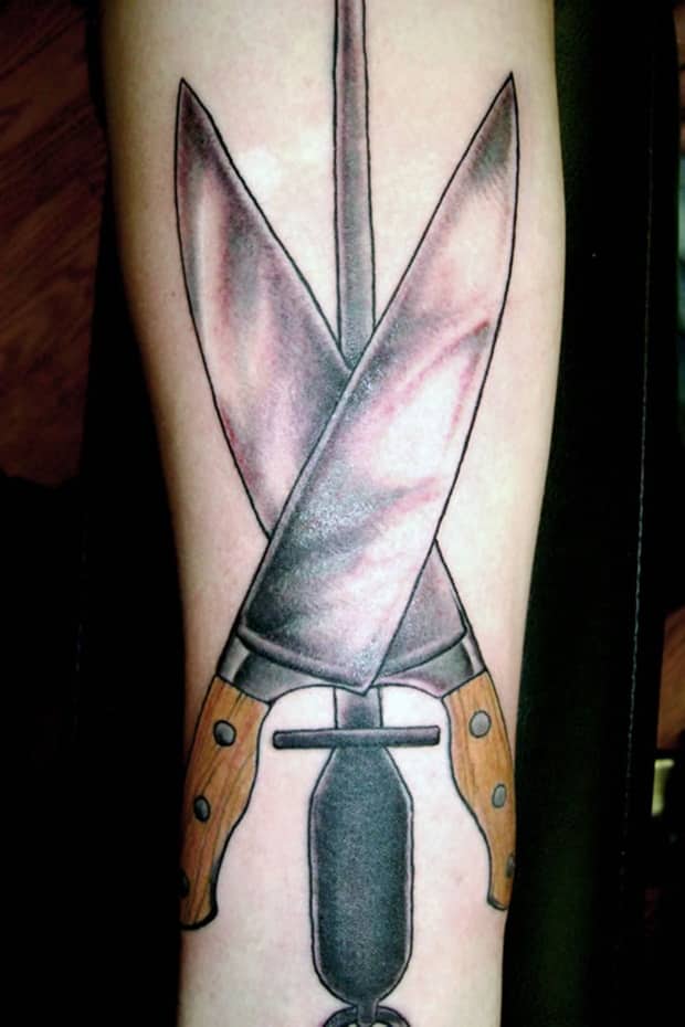 weapon-tattoos-11