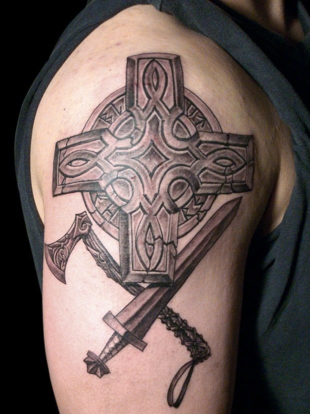 weapon-tattoos-16