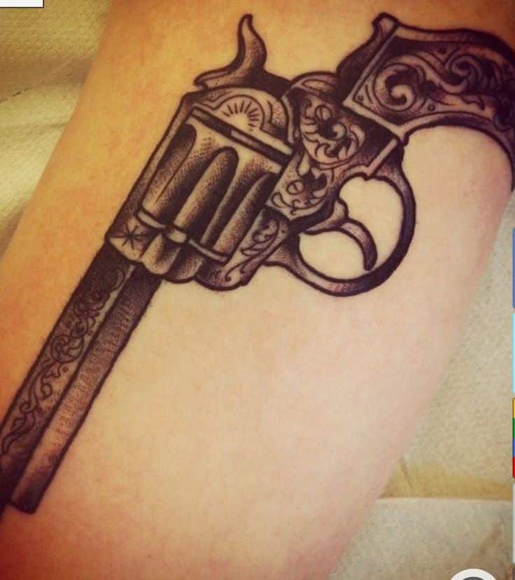 weapon-tattoos-25
