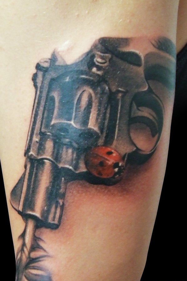 weapon-tattoos-35