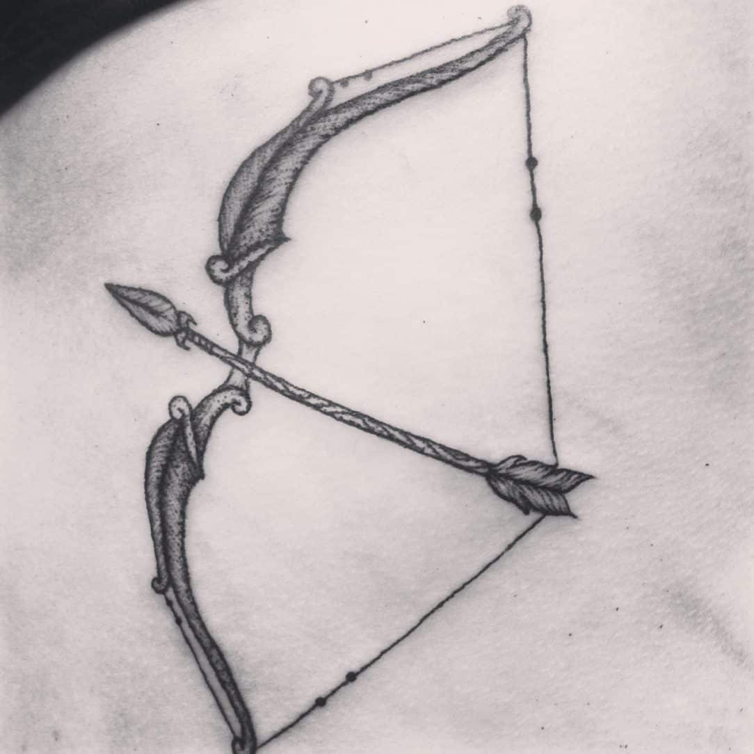 bow-and-arrow-tattoos-35