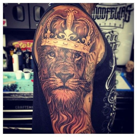 crown-tattoos-14