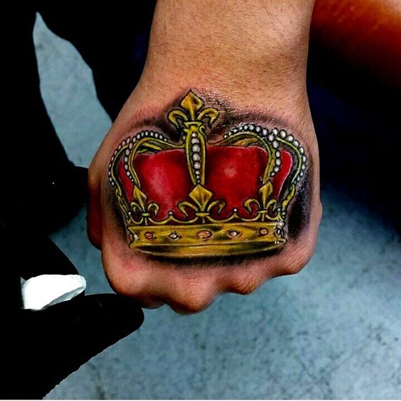 crown-tattoos-38