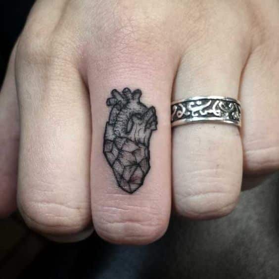 finger-tattoos-02