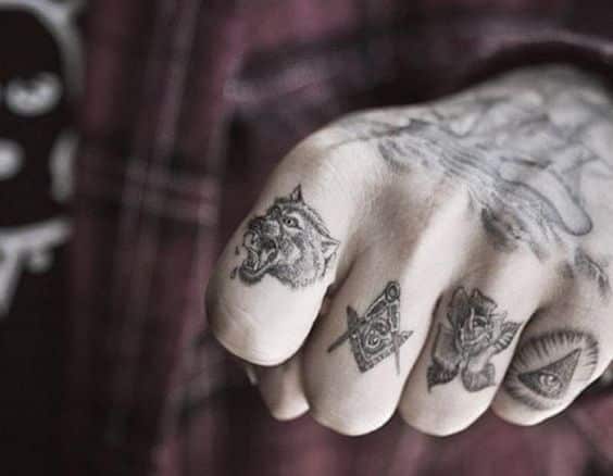 finger-tattoos-11