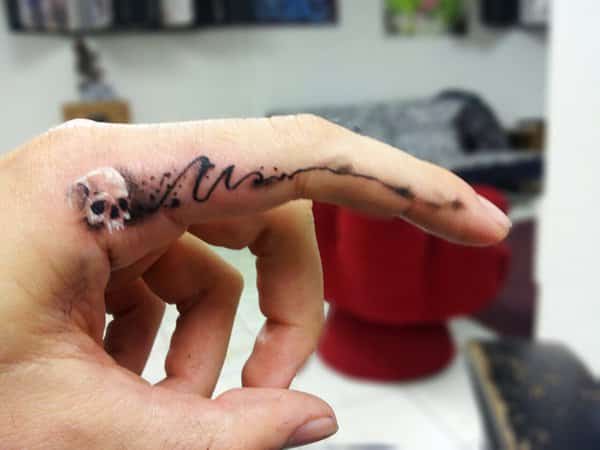 finger-tattoos-12