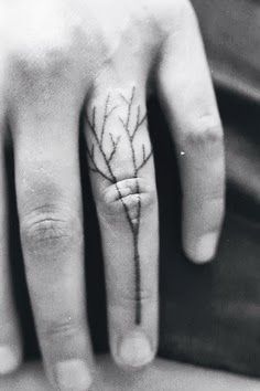 finger-tattoos-28
