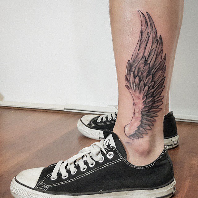 angel-wing-tattoos-10