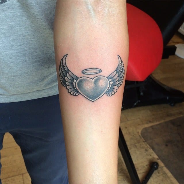 angel-wing-tattoos-23