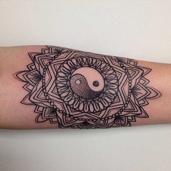 yin-yang-tattoos-45