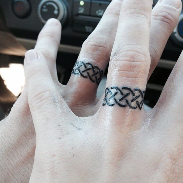 wedding-ring-tattoos-18