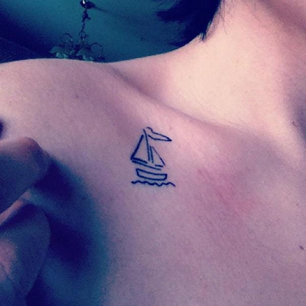 collar-bone-tattoos-10