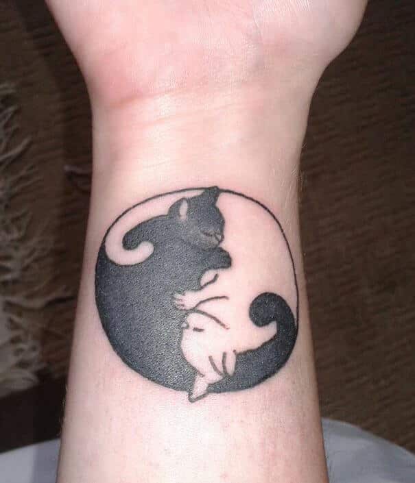 cat-tattoos-11