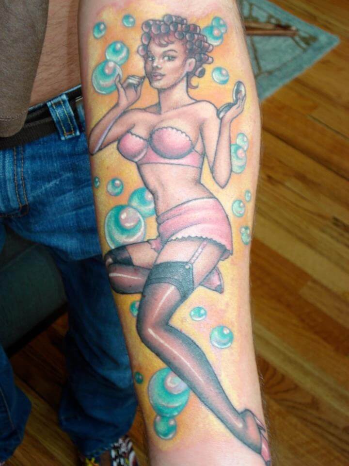 pin-up-girl-tattoos-17
