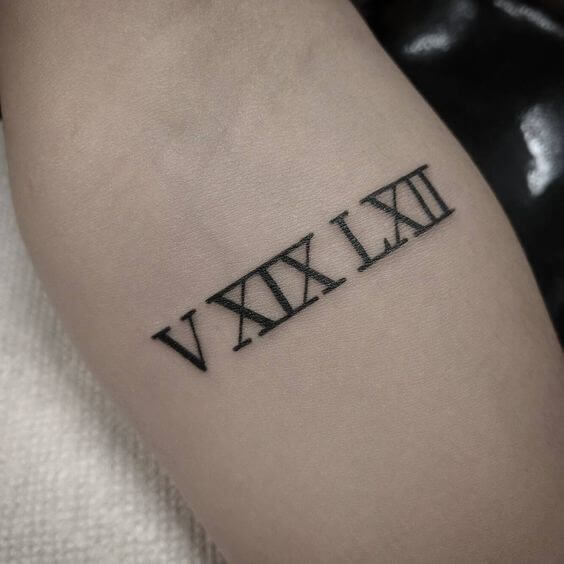 roman-numeral-tattoos-28