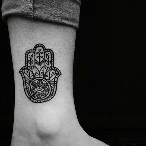 hamsa-tattoos-08