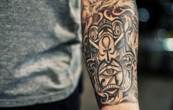 hamsa-tattoos-48
