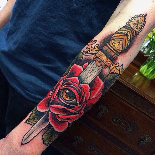 weapon-tattoos-27